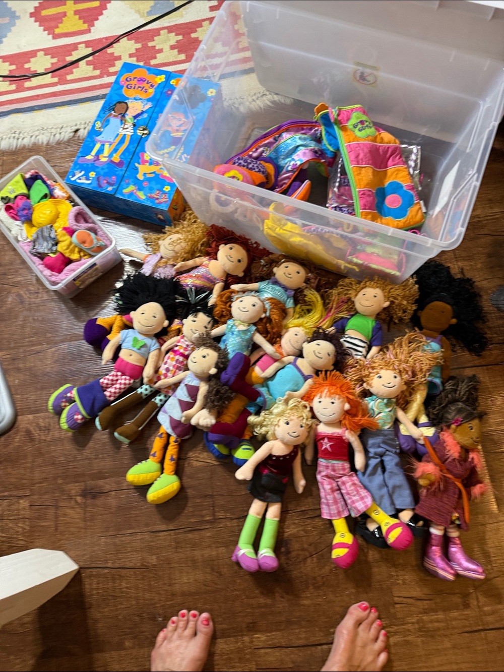 Mattel Groovy Girls Cloth Dolls Assortment - Bright Multicolor Outfits